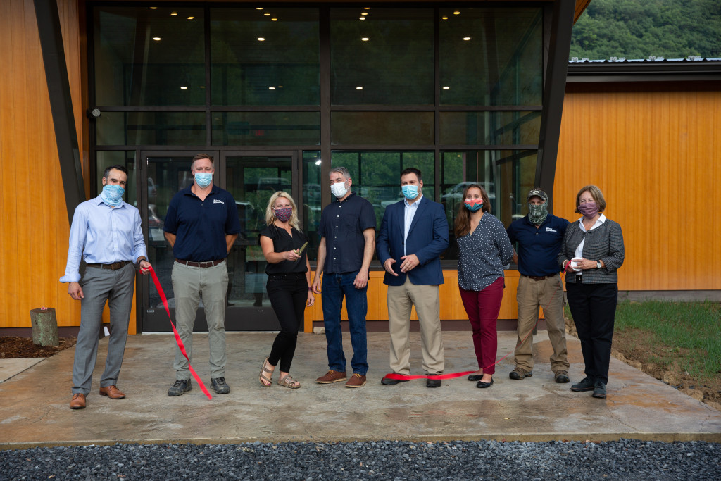 The Entrepreneurs of River Mountain cut the red ribbon along side Bedford County Development Association signifying they are officially open for business.